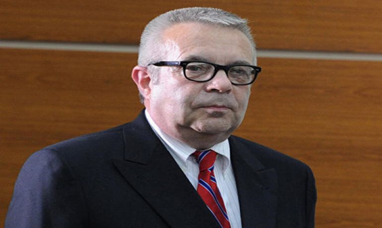 Riçard Hoqland: 