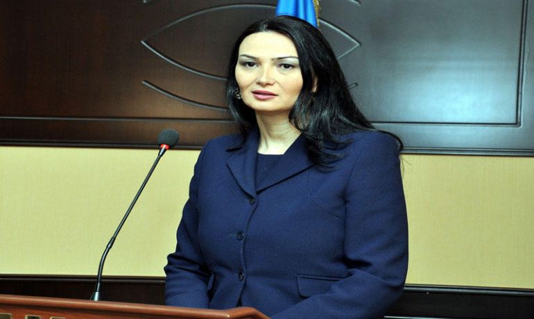 Bu böyük tərbiyəsizlikdir