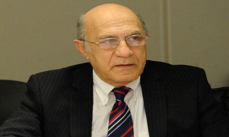 Politoloq: Rusiya Ermənistanı silahlandırmaqla reg