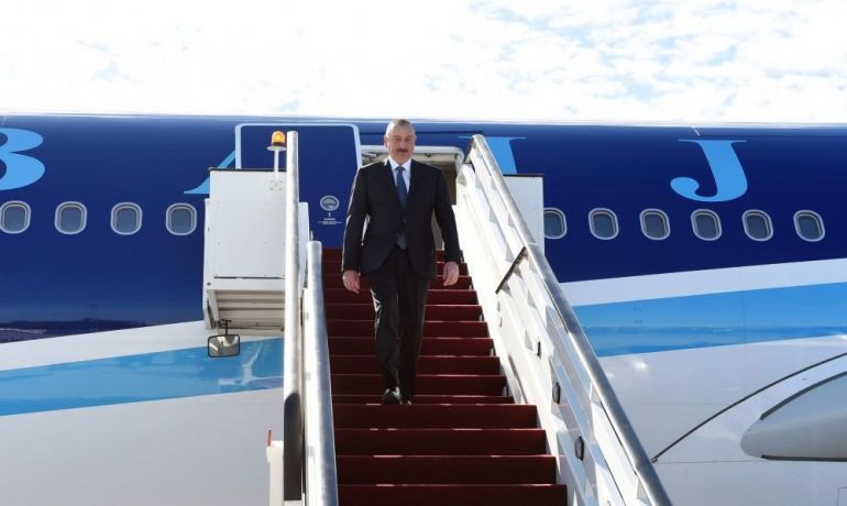 Prezident İlham Əliyev Latviyaya rəsmi səfərə gəli