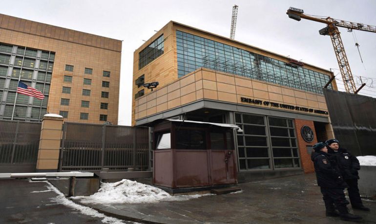 Putin 755 ABŞ diplomatının fəaliyyətinə son qoyan 