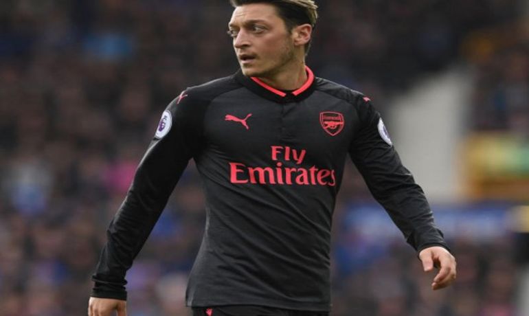 Məsut Özil transferi haqda danışdı