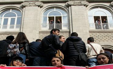 Ermənistan qırmızı xətti çoxdan keçib