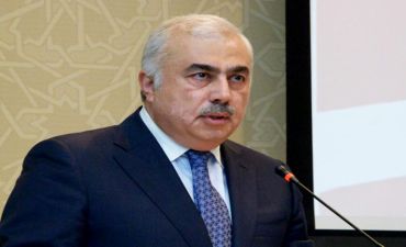 Azərbaycan iqtisadiyyatda neft amilini unutmalıdır