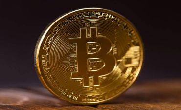 Bitcoin-in qiyməti 2500 dolları keçdi