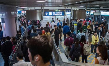 Pekin metrosunda sərnişinlər eyniləşdiriləcək