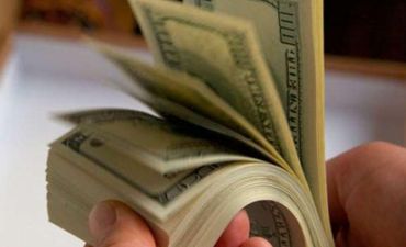 Dövlət Neft Fondu 364 mln. dollar satdı