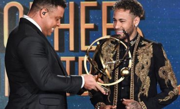 Neymar mövsümün ən yaxşı futbolçusu seçildi