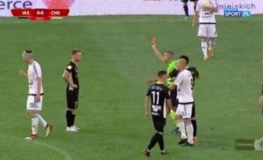 Polşa çempionatında qeyri-adi hadisə - VİDEO