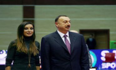 Azərbaycan Prezidenti İlham Əliyevin və xanımı Meh
