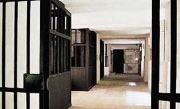 Əfv Komissiyası daha 100 müraciətə baxdı