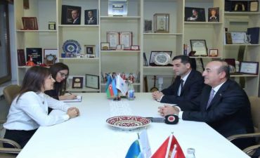 Mevlüt Çavuşoğlu Bakıda Beynəlxalq Türk Mədəniyyət