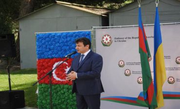 Kiyevdə Azərbaycan-Ukrayna Xalqlarının Dostluq Par