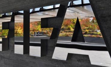 FİFA İngiltərəni cərimələdi