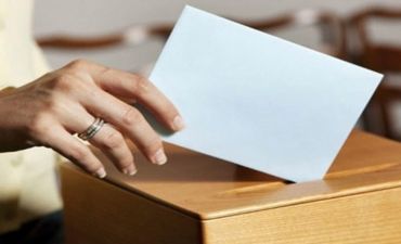 Qırğızıstanda prezident seçkiləri başa çatdı
