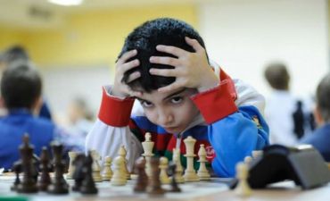 7 yaşlı şahmatçımız birinci oldu - FOTO