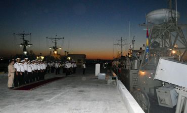 İranın hərbi gəmiləri Bakı limanını tərk etdi - FO