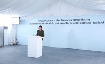 Birinci vitse-prezident Mehriban Əliyeva: Qaçqın v