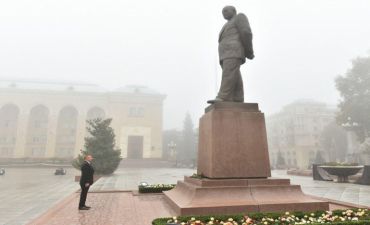 Prezident İlham Əliyev Gəncə şəhərində səfərdədir 