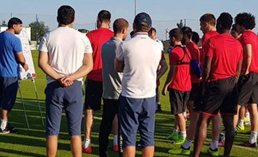 Daha 4 futbolçu