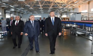 Prezident İlham Əliyev Gədəbəy rayonunda səfərdədi