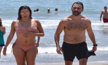 Aktrisa yaşına meydan oxuyur - FOTO