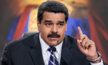 Maduro müxalifəti dinc sakinləri öldürməkdə suçlad