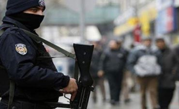Türkiyədə polis banklarda əməliyyata başladı