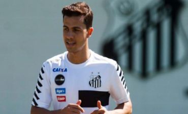 Braziliyalı futbolçu depressiyaya görə klubla müqa